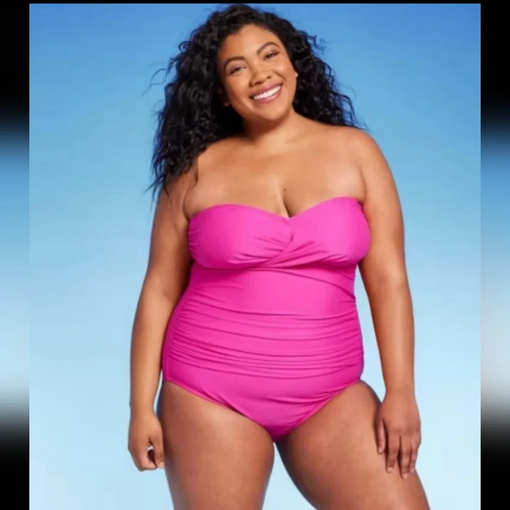 Kona Sol Full Coverage Tummy Control Twist-Front One Piece Sz 17. #C3